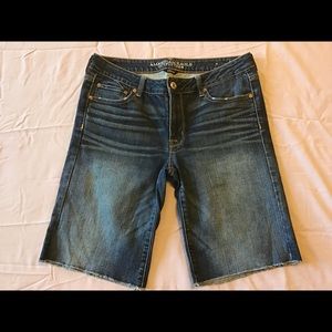 Women’s American Eagle Bermuda shorts size 12